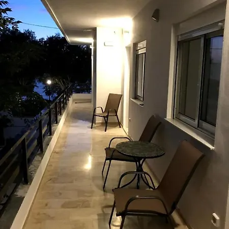 Tasoula's Beachside Palaiochora